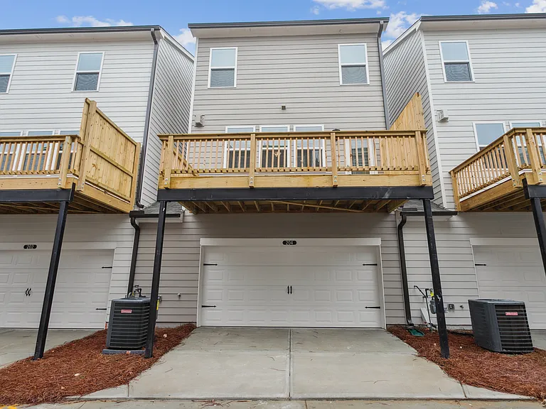 204 Atkinson Way — Photo 34