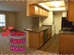 421 Ridgemoor Dr APT 3, Fort Wayne, IN 46825