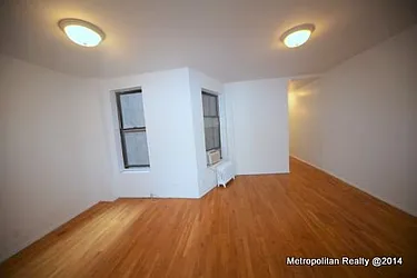 Rented by Metropolitan Realty