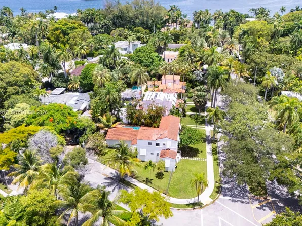 621 NE 57th St, Miami, FL 33137