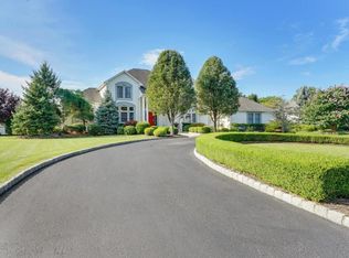 1399 Cabernet Ct, Toms River, NJ 08753