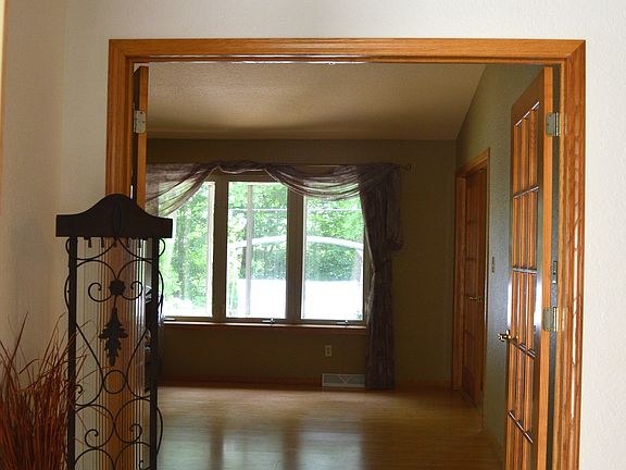 5th image of 30337 Mountain Ln