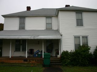 115 Palmetto St, Cowpens, SC 29330