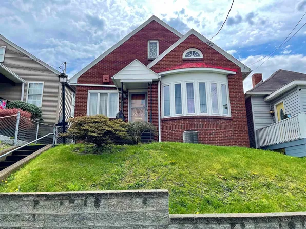 1213 N 19th St, Clarksburg, WV 26301