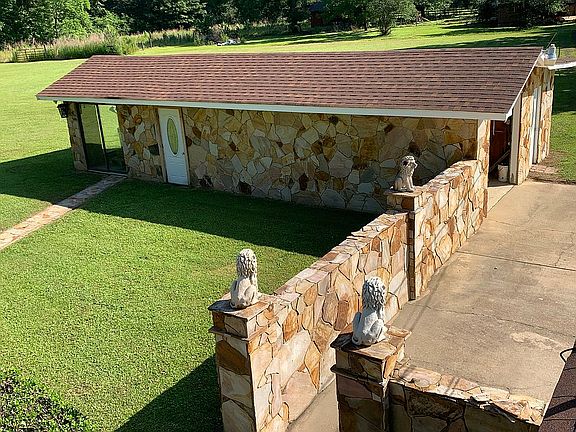 Custom stone wall with lions