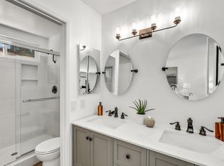11318 Vista La Cuesta Dr, San Diego, CA 92131