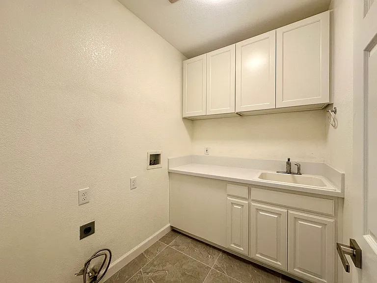 907 Star Tulip Dr — Photo 14
