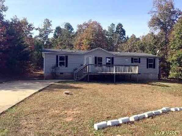 6740 Victoria Ln, Lula, GA 30554