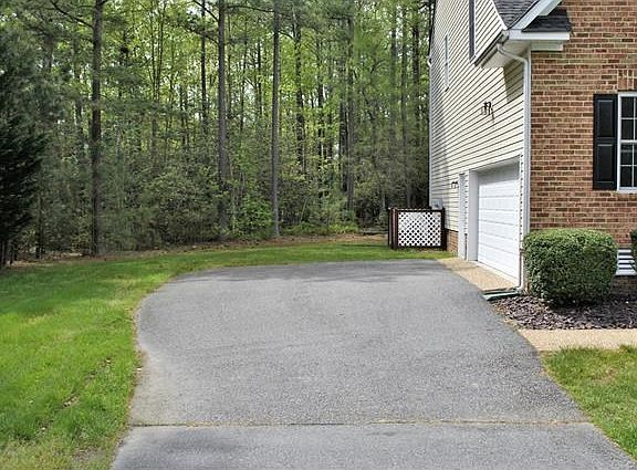 Two-car side load garage
