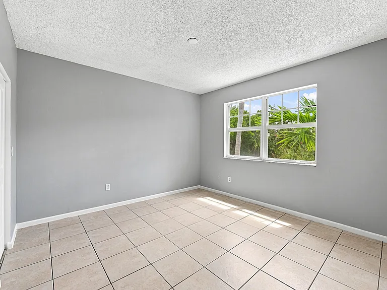 5860 W Sample Rd #307 — Photo 20