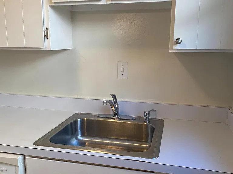 1300 N Meade St #22 — Photo 17