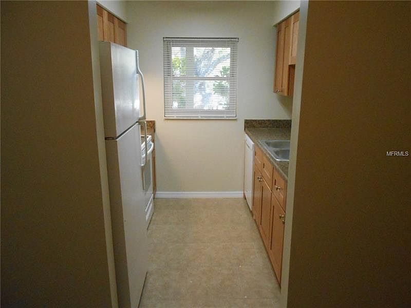 1st image of 644 Fulton Dr SE APT A