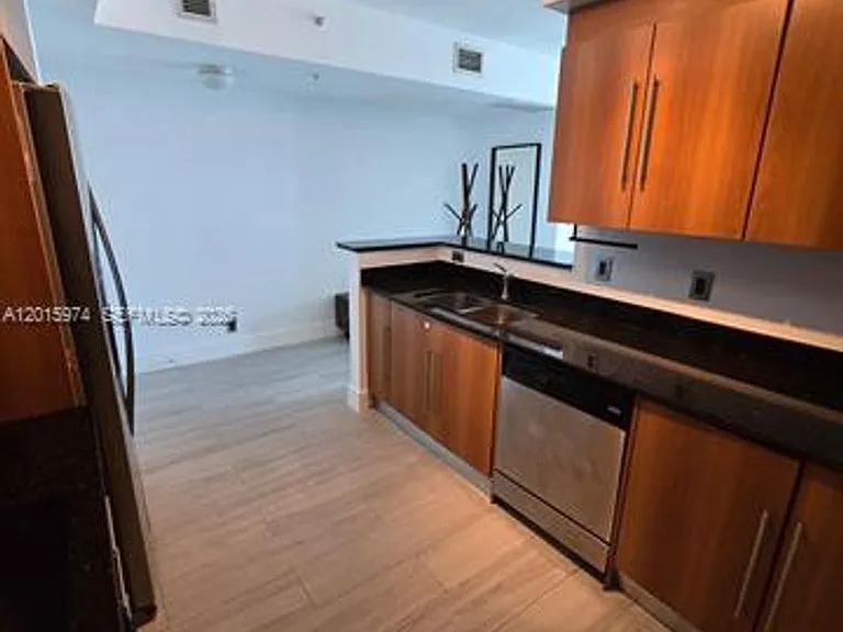 325 Biscayne Blvd #3719 — Photo 8