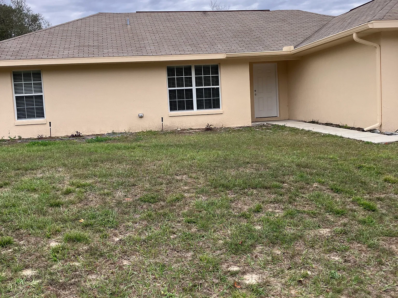 8079 N Hillview Cir — Photo 3