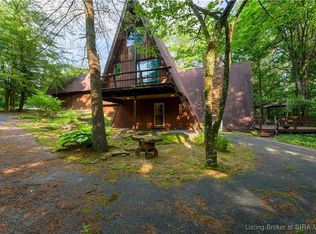 531 Spickert Knob Rd, New Albany, IN 47150