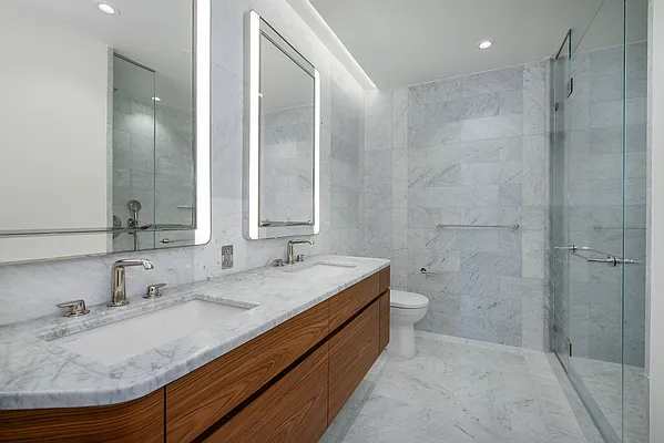 Rented by R New York | media 15