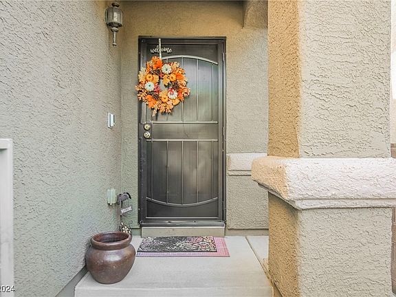 3rd image of 8120 Starling View Ct