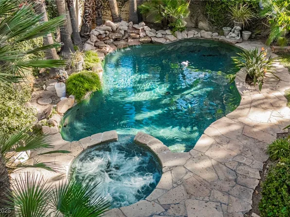 9000 Opus Dr, Las Vegas, NV 89117