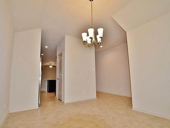 3rd image of 23614 Shortleaf Pine Dr