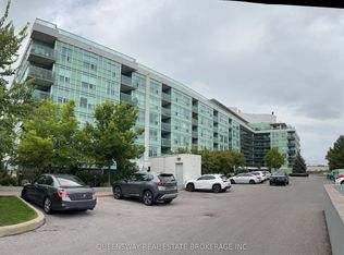 60 Fairfax Cres #628, Toronto, ON M1L 0E1