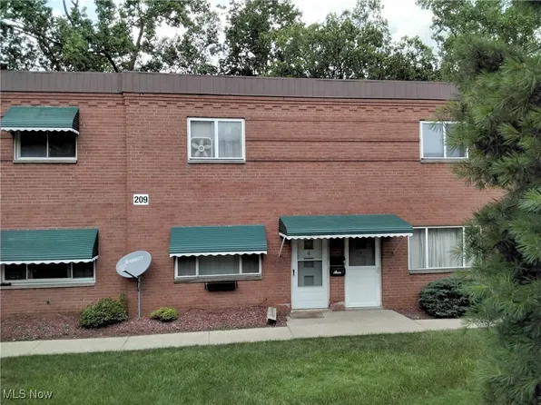 209 Dalepark Dr, Bedford, OH 44146