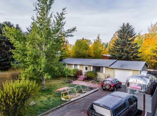 445 Scott Ln, Jackson, WY 83001