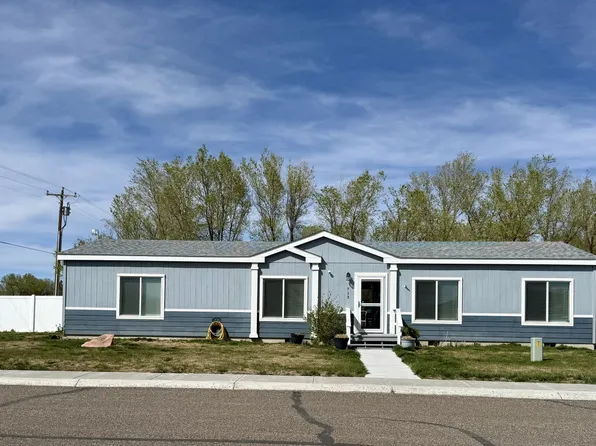 713 Hogan St, Wells, NV 89835