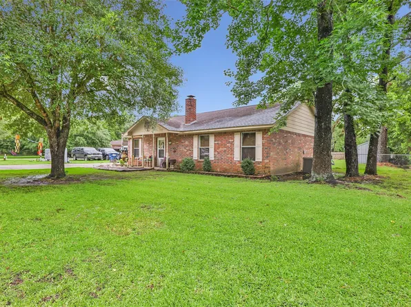 282 County Road 6769, Dayton, TX 77535