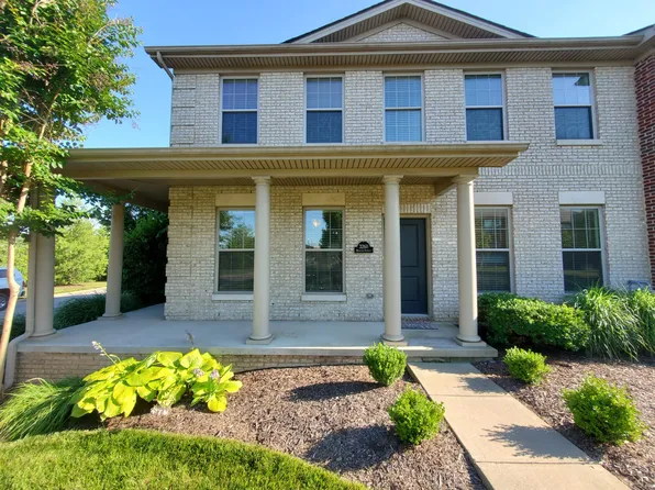 3260 Beacon St, Lexington, KY 40513