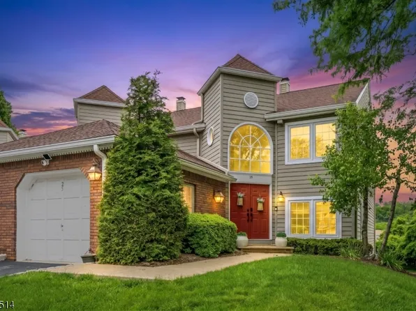 25 Fells Manor Rd, Caldwell Boro Twp., NJ 07006