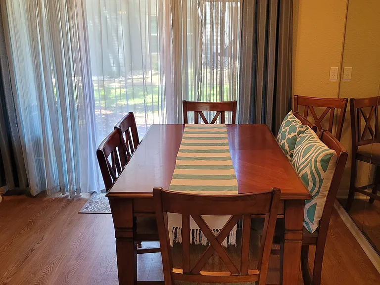 210 Oak Bay St #303 — Photo 6