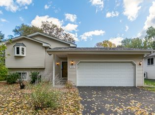 11661 7th St NE, Blaine, MN 55434