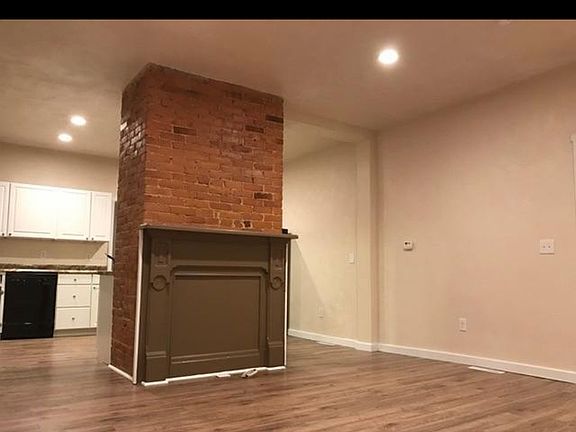2nd image of 421 Wayne Ave