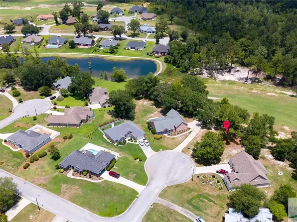 32 Sheridan Court, Ellabell, GA 31308