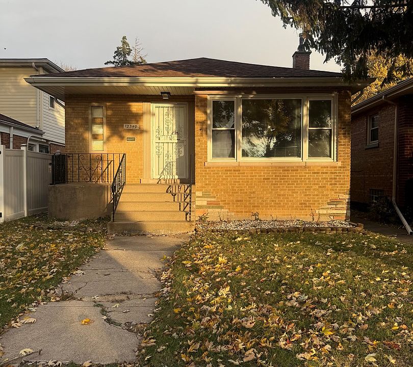 1st image of 12549 S Laflin St