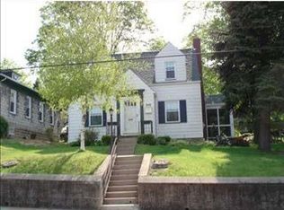 344 Argonne Dr, New Kensington, PA