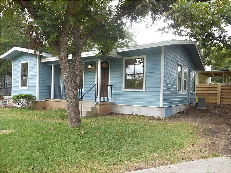 4615 Banister Ln — Photo 2