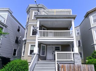 8 Ridgewood St, Dorchester, MA 02122