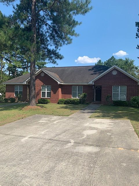 1st image of 408 Crossway Cottages Ln