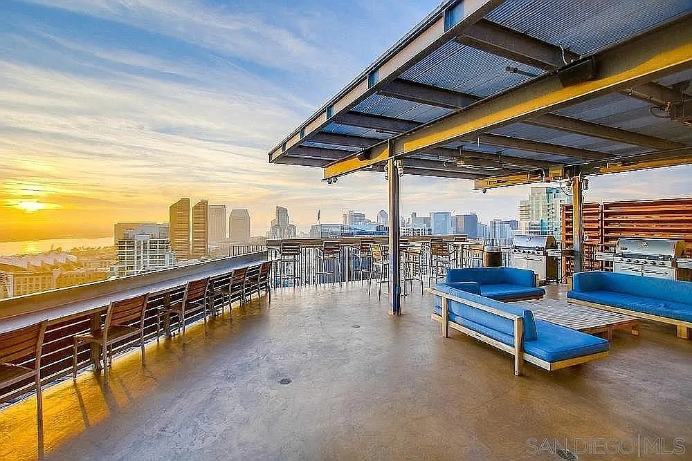 2 bed, 1103 sqft, $4,500 — Photo 4