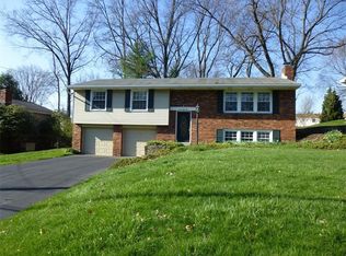 155 Kenney Dr, Sewickley, PA