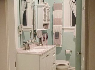 320 N Oak St, O'Fallon, IL 62269