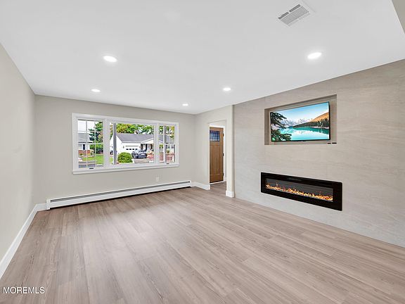 3rd image of 38 Fairfield Road