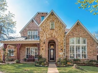 647 Royalwood Ct, Grand Prairie, TX 75052