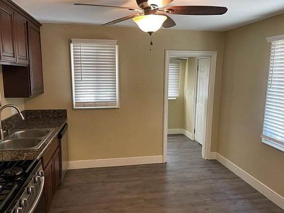 5th image of 130 Morton Ave