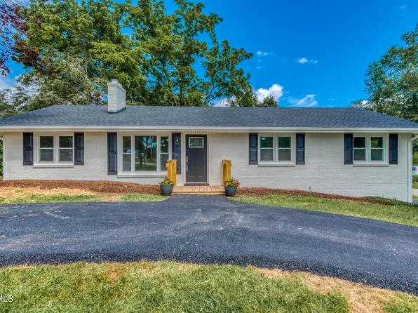 19427 Mercedes Dr, Abingdon, VA 24210