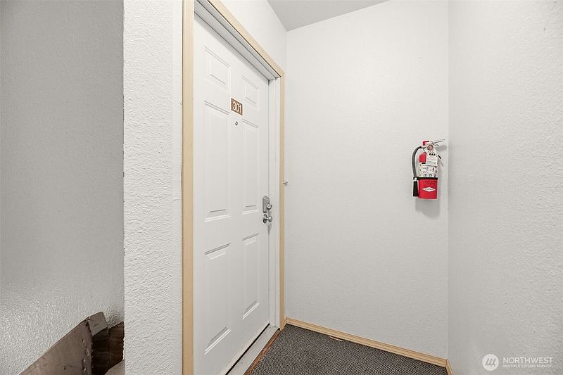 4th image of 2120 Highland Ave Avenue #301
