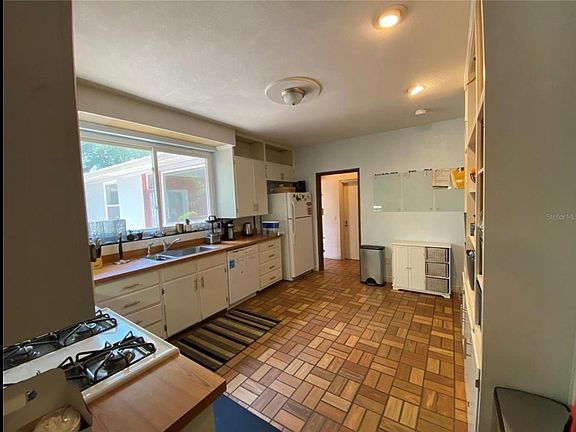 large kitchen with lots of storage