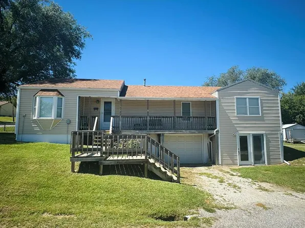 123 S Oak St, Milan, MO 63556