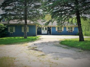 9580 E Fulton St, Ada, MI 49301